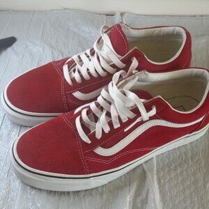 Vans Old Skool Red & White – Men’s 10.5 / Women’s 12 – Very Good Condition